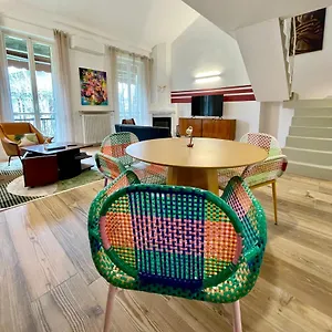 Appartamento 149 Borgo Ticino Attico Di Lusso Con Terrazzo E Parking Privato, Pavia